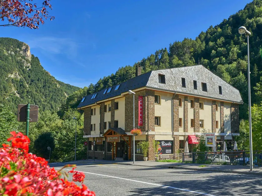 Hotel Palarine - Image 1