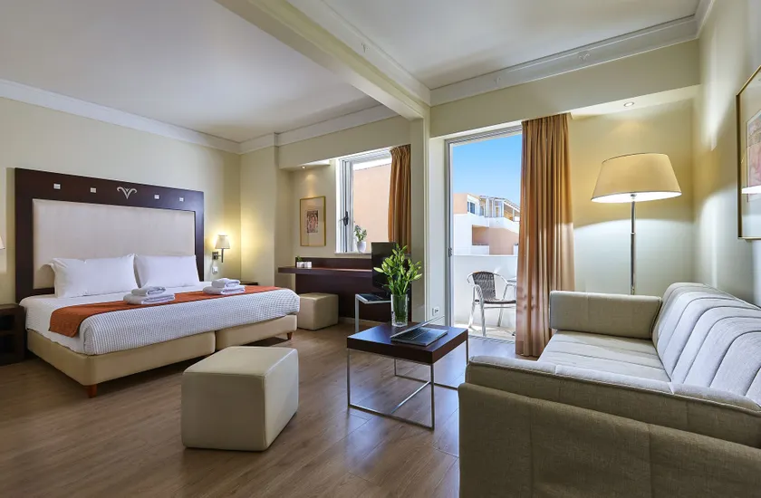 Atrion Hotel - Image 1