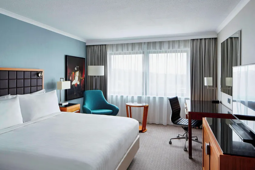 Portsmouth Marriott Hotel - Image 1