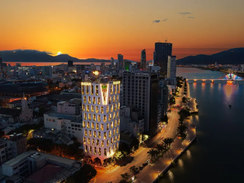 HAIAN Riverfront Hotel Da Nang - Image 1
