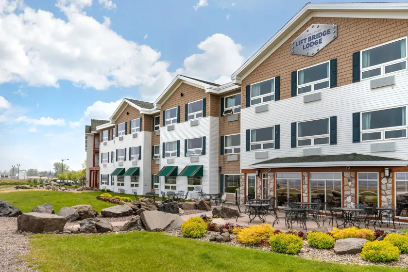 Lift Bridge Lodge, an Ascend Collection Hotel - Image 1