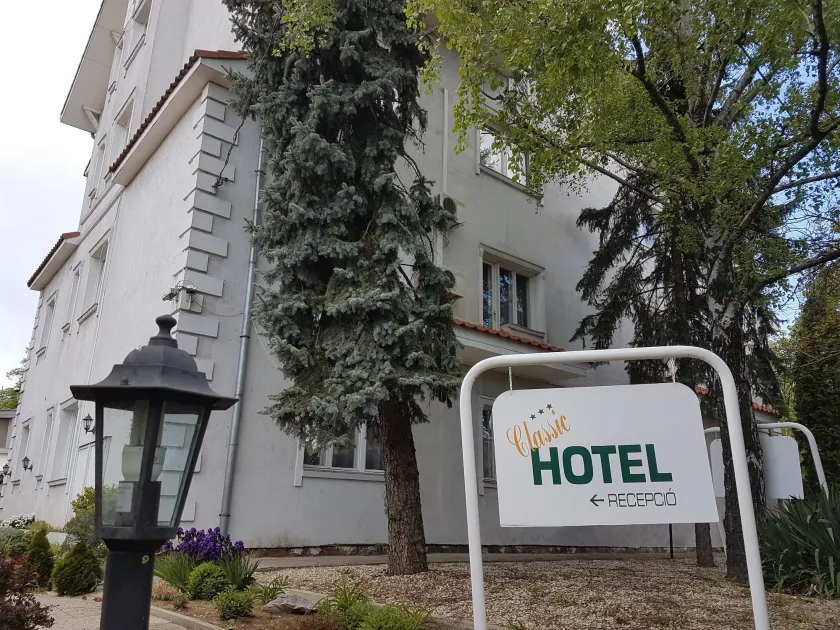 Classic Hotel - Image 1