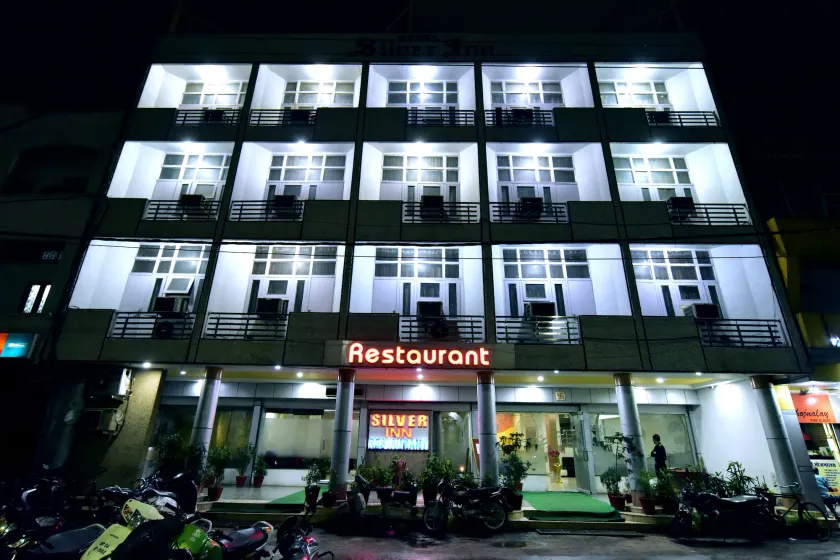 FabHotel Silver Inn I - Image 1