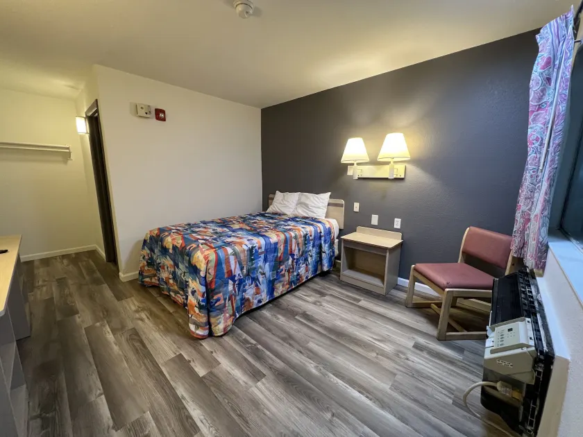 Regency Inn Tulsa - Image 1