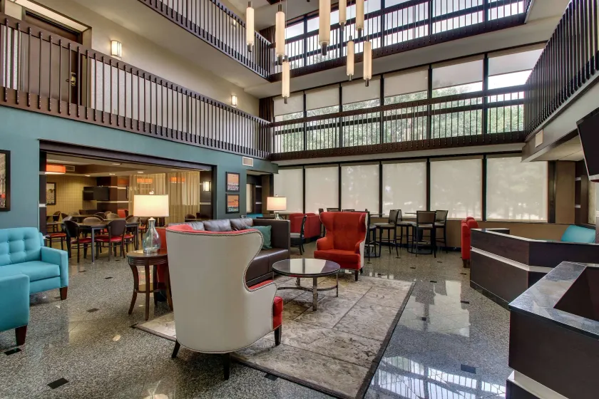 Heritage Inn & Suites The Woodlands, Trademark by Wyndham - Image 1