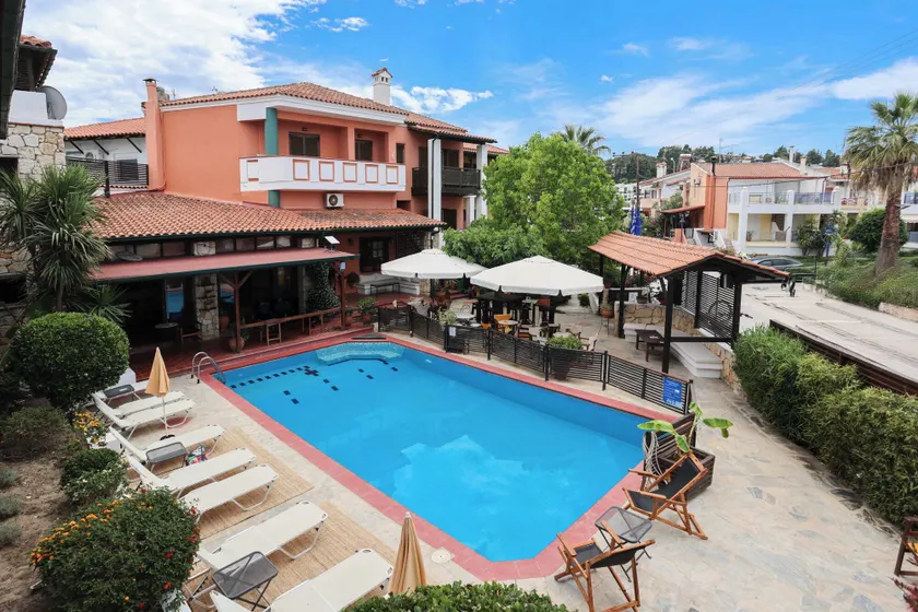 Ammon Garden Hotel - Image 1