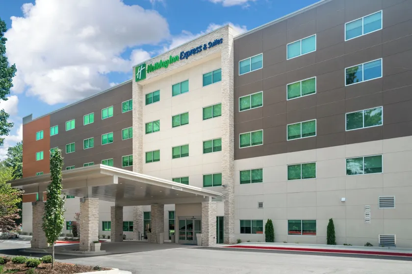 Holiday Inn Express & Suites Atlanta Airport NE - Hapeville by IHG - Image 1