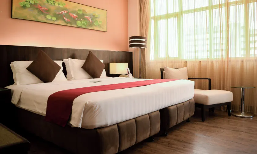 Ramada by Wyndham Manila Central - Image 1