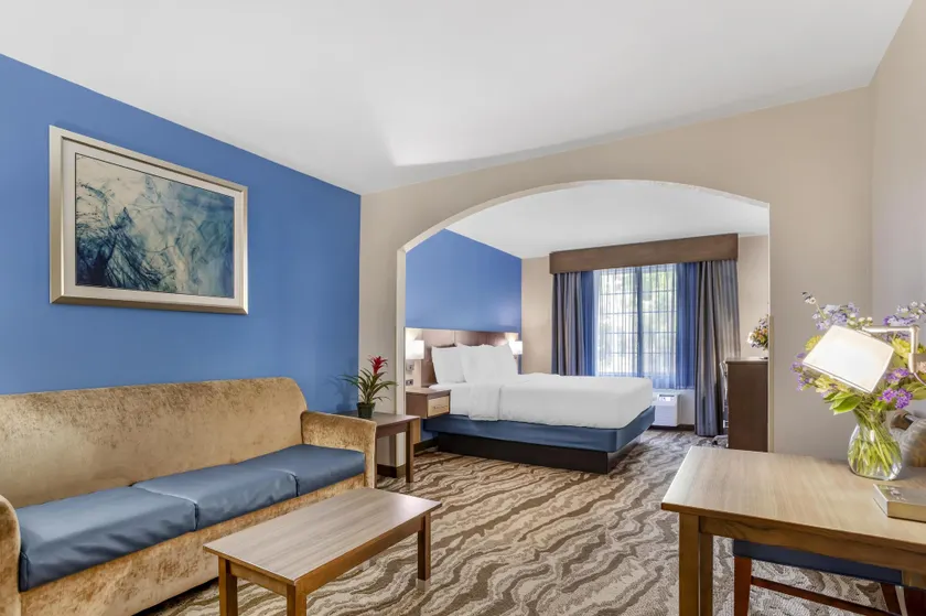 Best Western Plus River Escape Sylva / Dillsboro - Image 1