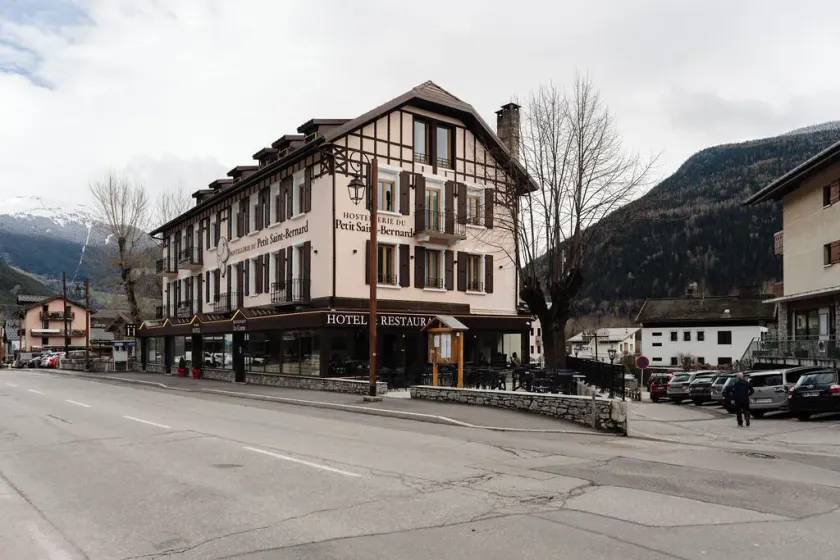 Hostellerie du Petit Saint Bernard - Image 1