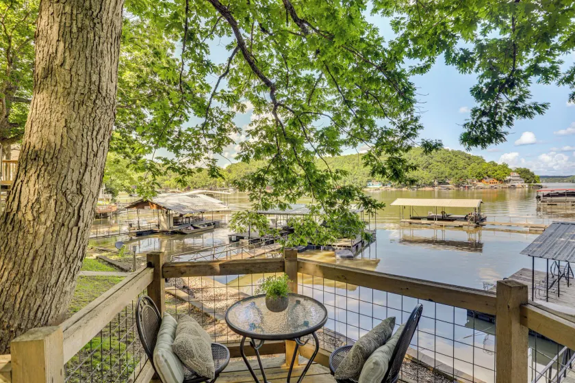 Pet-friendly Cabin w/ Dock & Lake Views in Edwards - Innenbereich