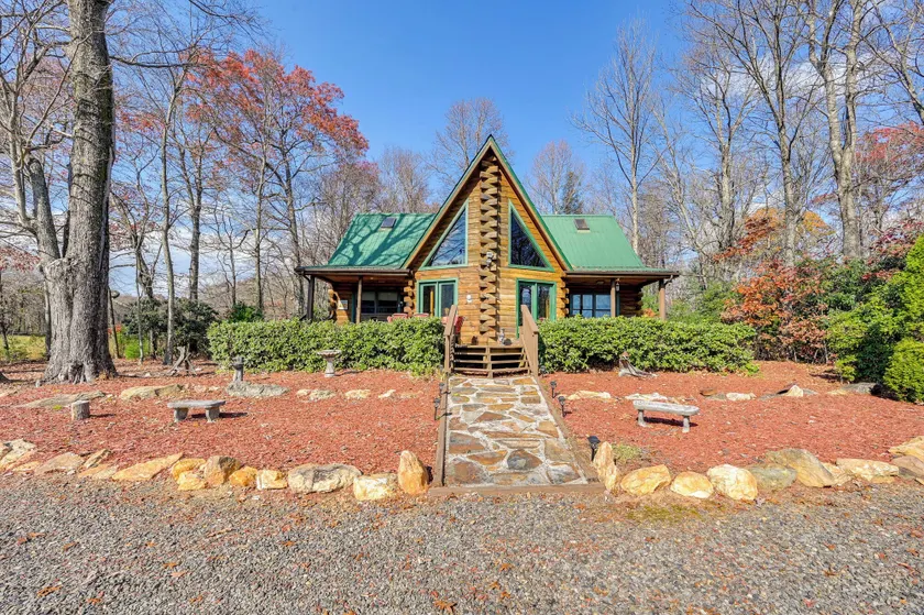 Rustic Fancy Gap Cabin w/ Blue Ridge Parkway Views - Innenbereich