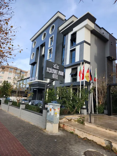 Yeşilyurt Park Otel - Image 1