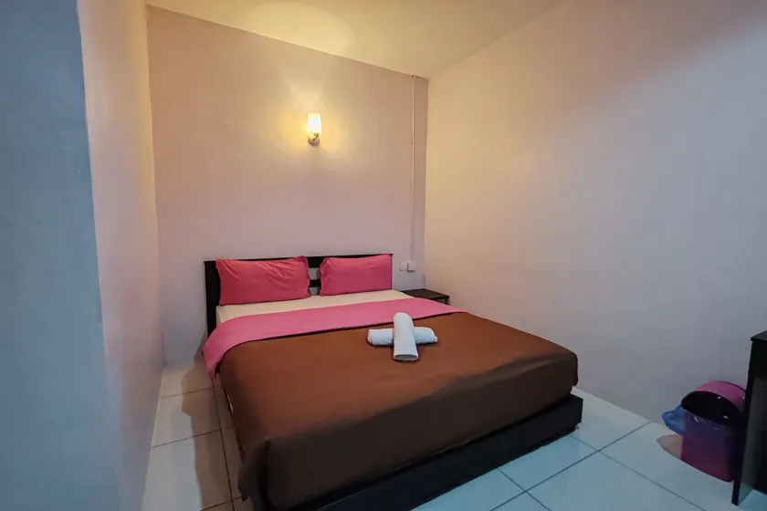 Hotel Kuang Hua Sitiawan Near To UniKL-MIMET - Image 1