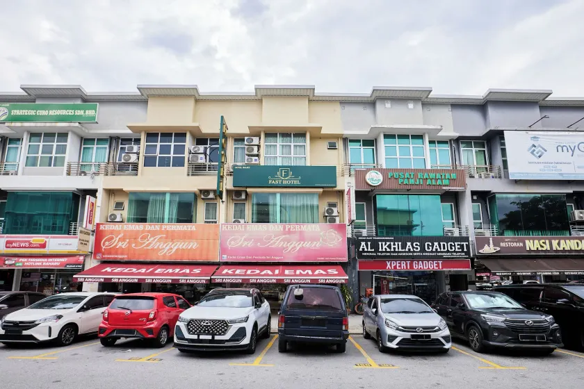 Fast Hotel Sri Gombak - Image 1