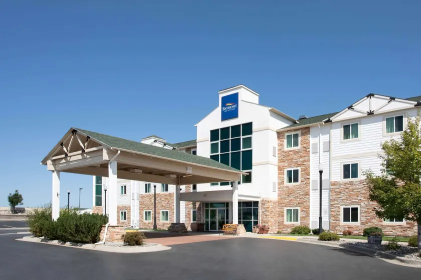 Baymont by Wyndham Sheridan - Image 1