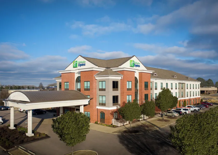 Holiday Inn Express Hotel & Suites Olive Branch by IHG - Image 1