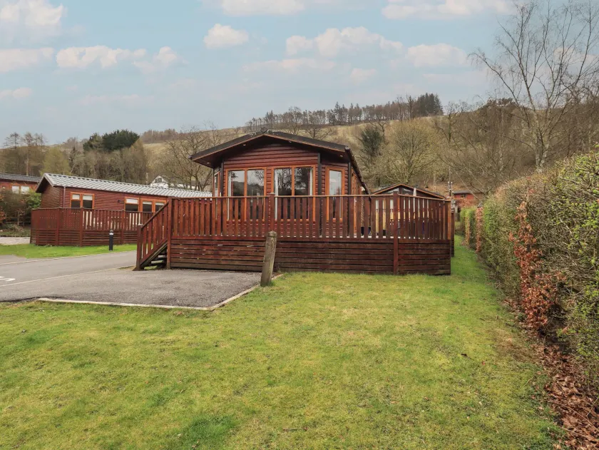 Striding Edge Lodge - Image 1