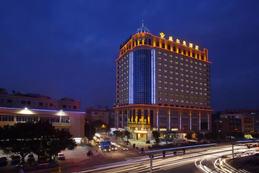 Willman Hotel - Image 1