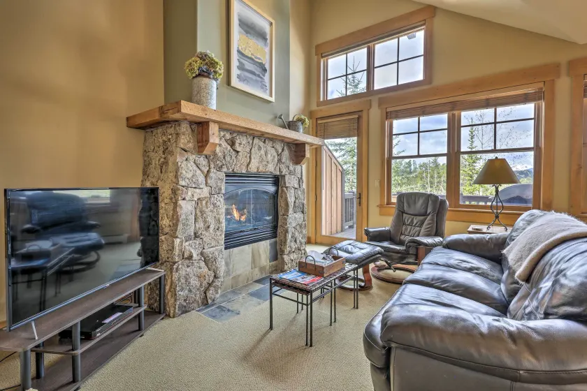 3 Mi to Keystone Resort: Condo w/ Mountain View - Image 1