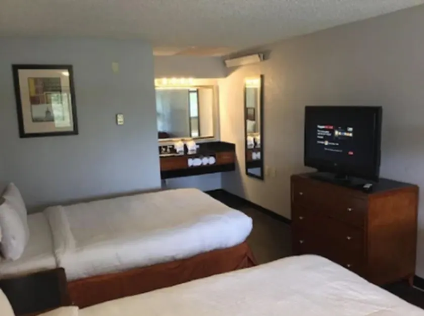 Extend-a-Suites Phoenix - Image 1