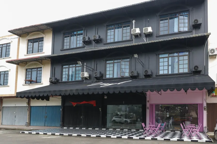 RedDoorz Plus near Batam City Square - Image 1