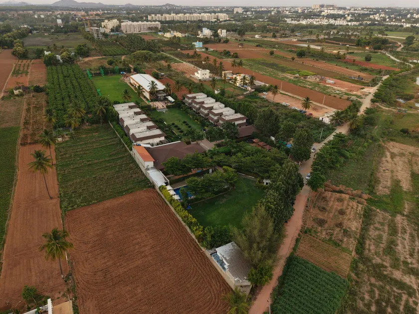 Veerdency Luxury Resort - 3 Km to Banglore Airport - Image 1