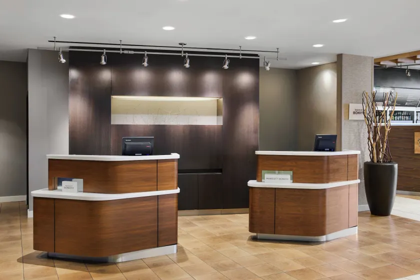 Courtyard by Marriott Newark Downtown - Réception