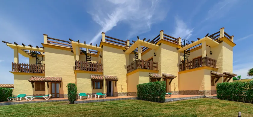 Apartamentos Villafaro Conil - Image 1