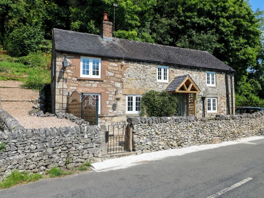 Rock Cottage - Image 1