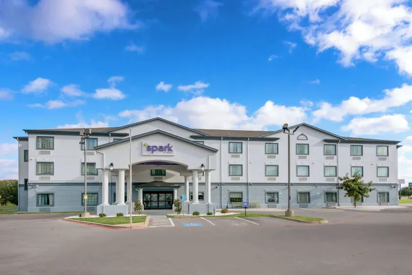 Spark by Hilton Wichita Falls - Image 1