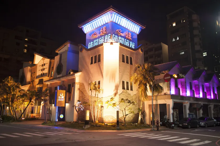 Shining Motel - Image 1