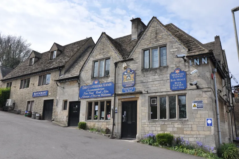 The Clothiers Arms - Image 1
