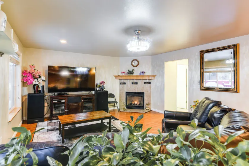 Anchorage Home ~ 8 Mi to Downtown! - Image 1