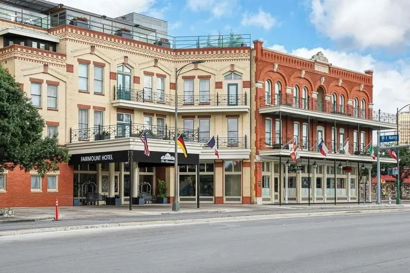 Fairmount Hotel - Image 1