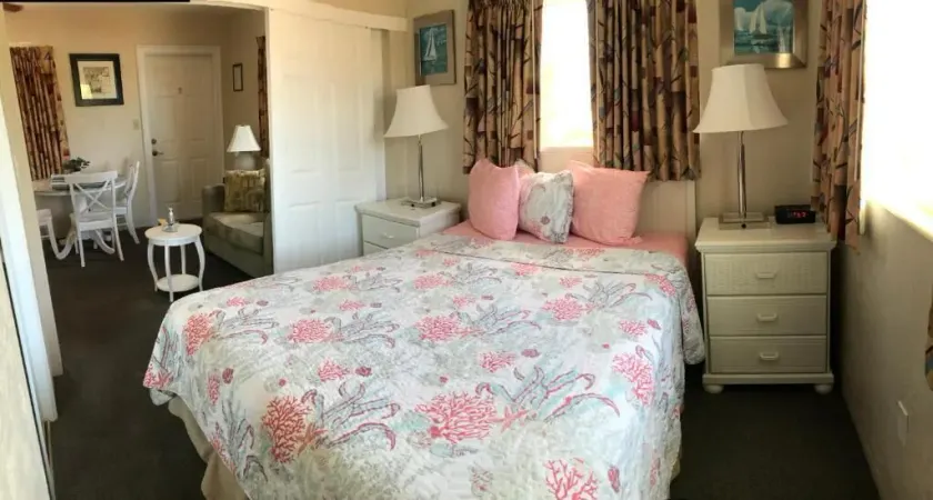 Carlton House Motel and Suites - Chambre