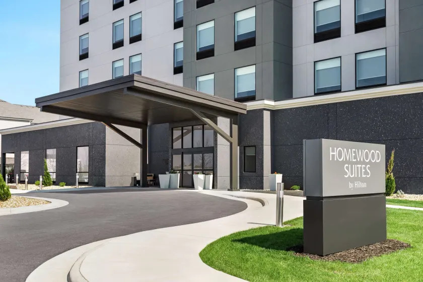 Homewood Suites by Hilton Springfield Medical District - Image 1