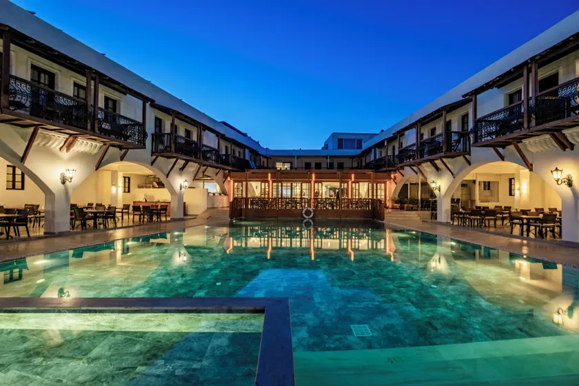Costa Bitezhan Beach Hotel - Image 1