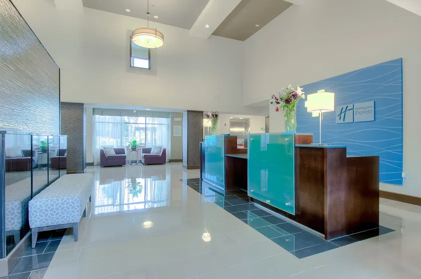 Holiday Inn Express & Suites Carlsbad Beach by IHG - Image 1