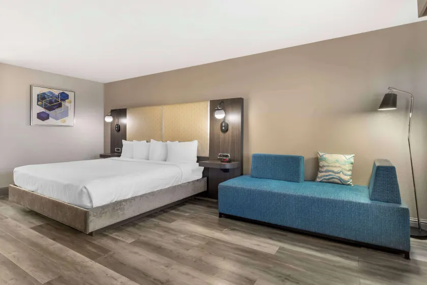 Best Western Marina State Beach - Image 1