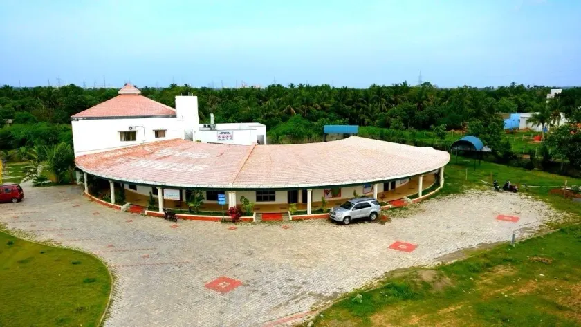 Ulo Millionaire Park - Image 1