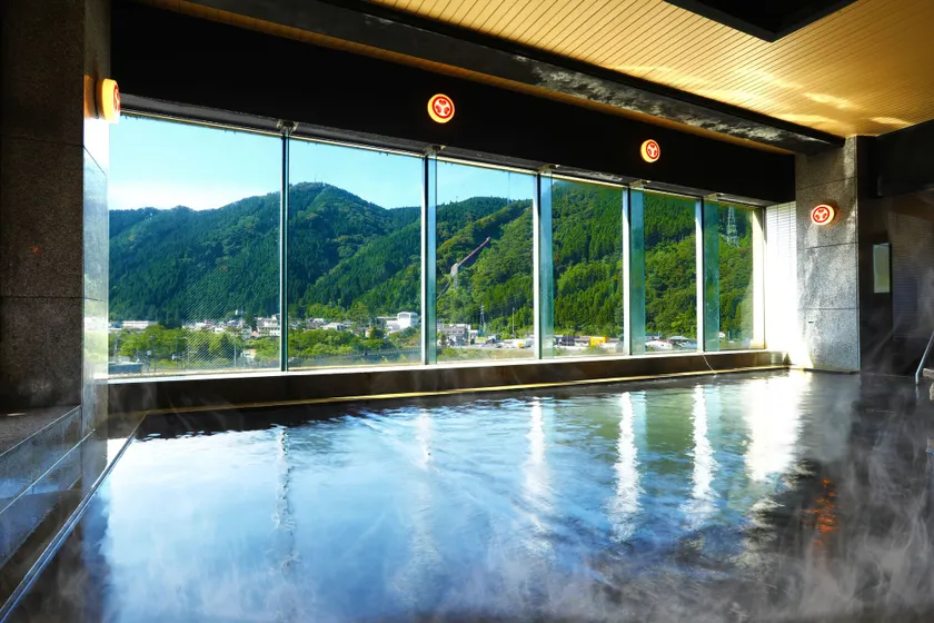Ooedo Onsen Monogatari Kounkaku - Image 1