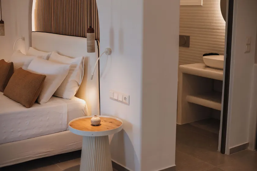 Alkyoni Beach Hotel - Image 1