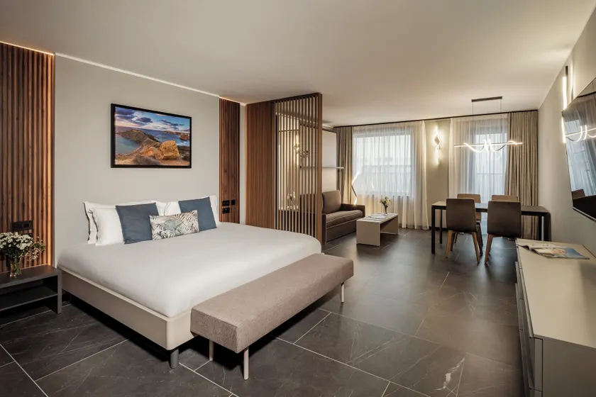 Isabella Suites - Image 1