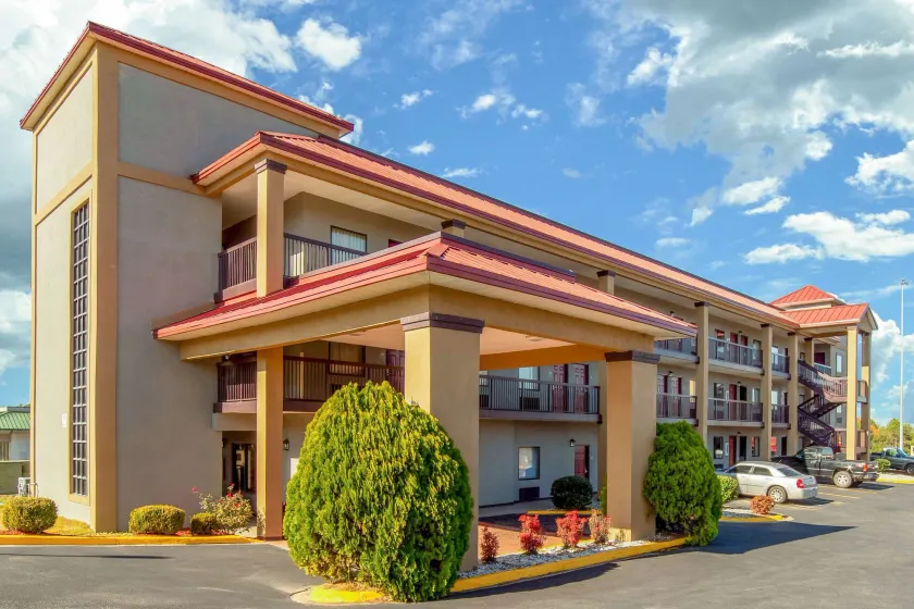 Quality Inn West Columbia - Cayce - Image 1