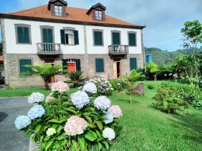 Quinta do Serrado II, vue sur la mer et la montagne avec jardin - Image 1