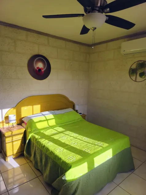 Jackson Breezy Vacation and Venue Rental Barbados - Habitación