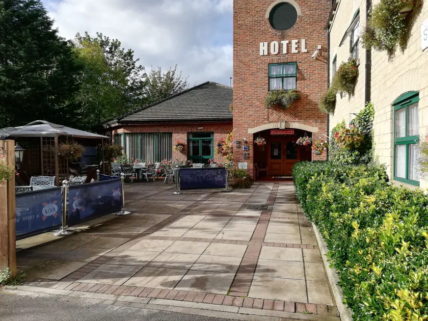 Corn Mill Lodge Hotel - Image 1