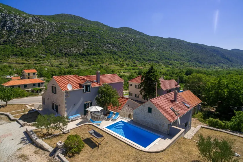 Villa Roglić - Pool, Tennis & Pets welcome I Makarska Riviera - Image 1
