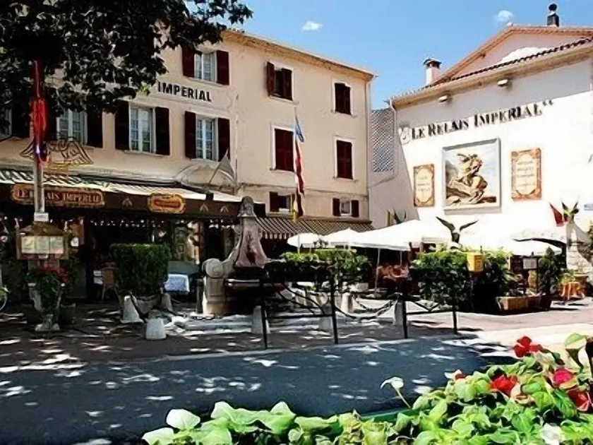 Hôtel Le Relais Imperial Saint-Vallier-de-Thiey - Image 1
